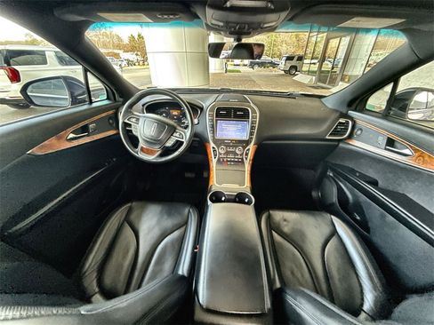 Used 2019 Lincoln Nautilus Reserve image 20
