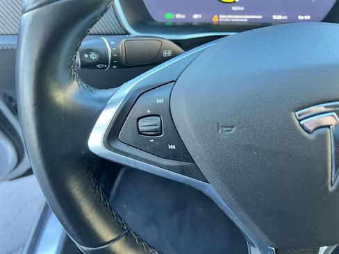 Used 2018 Tesla Model S 75D image 21