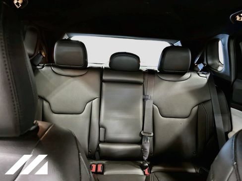 Used 2025 Jeep Compass Limited AWD/4WD image 30