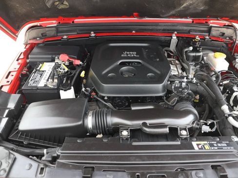 Used 2020 Jeep Wrangler Sport AWD/4WD image 32