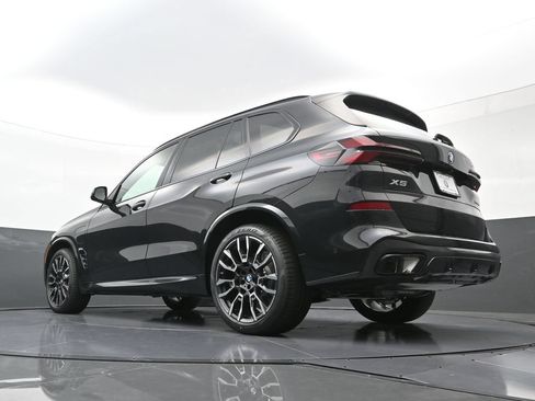 New 2026 BMW X5 xDrive50e w/ M Sport Package AWD/4WD image 25