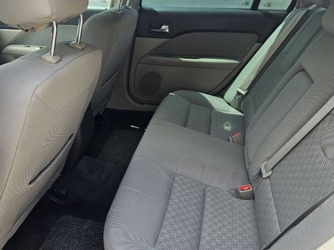 Used 2012 Ford Fusion SE FWD image 11