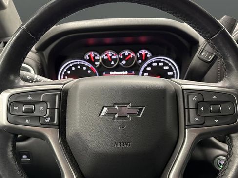 Used 2022 Chevrolet Silverado 1500 LT Trail Boss w/ LT Trail Boss Premium Package image 17