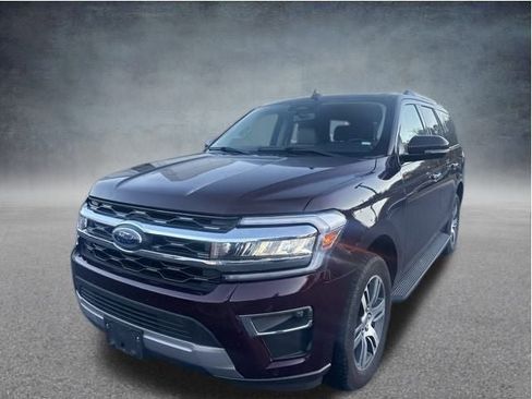 Used 2024 Ford Expedition Limited image 16