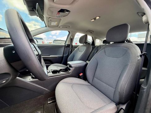Used 2025 Kia K4 FWD image 16