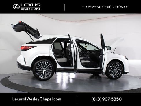 Used 2024 Lexus RX 350 Premium Plus w/ Convenience Package FWD image 18