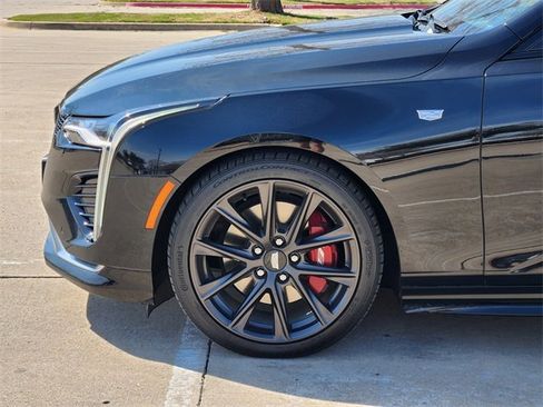 Used 2021 Cadillac CT4 Sport image 8