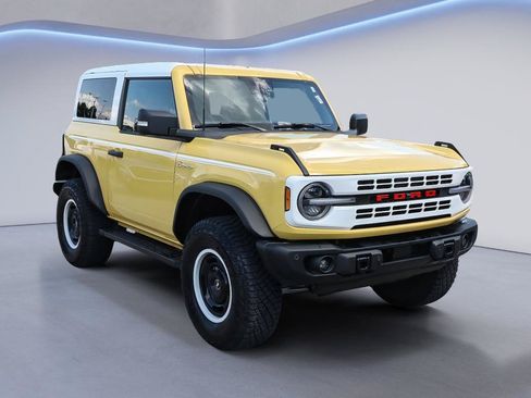 Certified 2024 Ford Bronco Heritage Edition AWD/4WD image 10