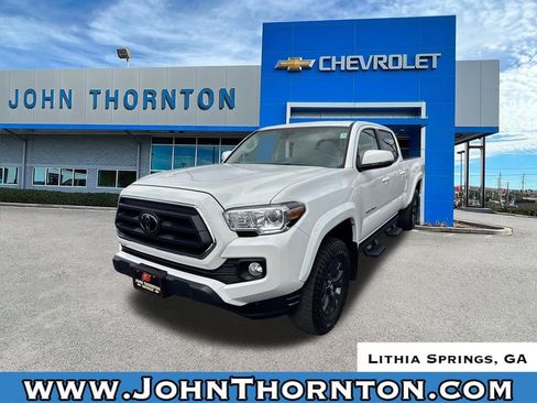 Used 2022 Toyota Tacoma SR5 w/ Technology Package image 1