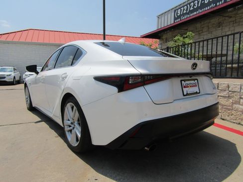 Used 2021 Lexus IS 300 w/ Comfort Package RWD image 3