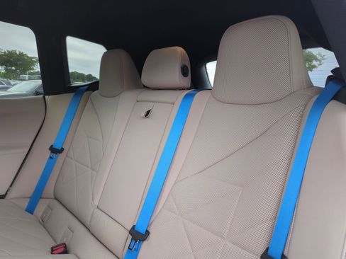 Used 2023 BMW iX xDrive50 w/ BMW I Signature Blue Package AWD/4WD image 30