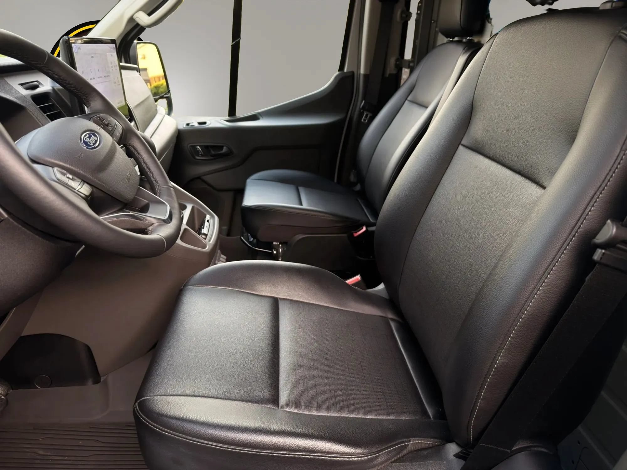 Used 2026 Ford Transit 150 Low Roof AWD w/ Upfitter Package image 17