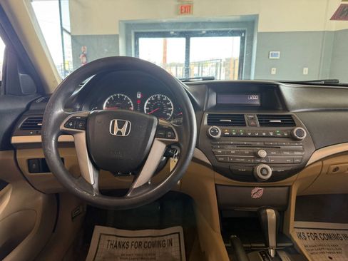 Used 2011 Honda Accord LX-P image 13