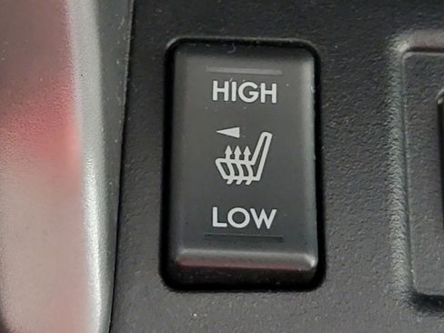 Used 2014 Subaru Forester 2.5i Touring image 27