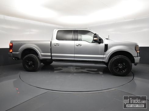 Used 2022 Ford F250 Lariat w/ Tremor Off-Road Package image 51