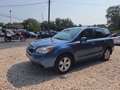 Used 2015 Subaru Forester 2.5i Premium w/ All-Weather Package AWD/4WD image 3
