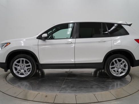 Used 2025 Honda Passport EX-L image 4