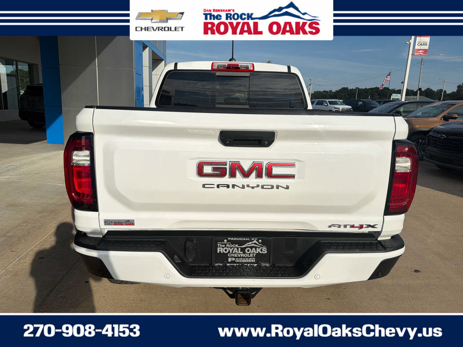 Used 2024 GMC Canyon AT4X AWD/4WD image 4