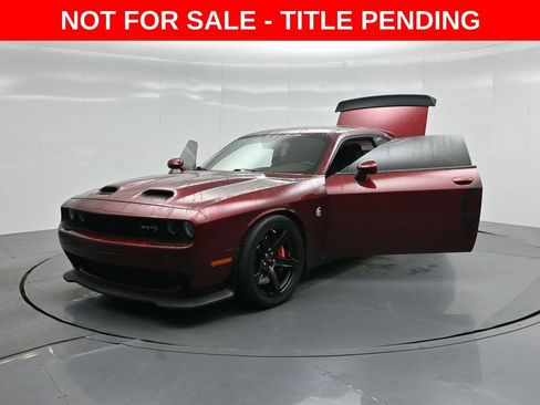 Used 2019 Dodge Challenger SRT Hellcat image 25