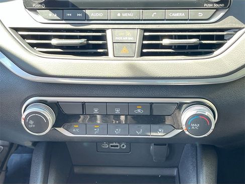 Certified 2025 Nissan Altima 2.5 S image 16