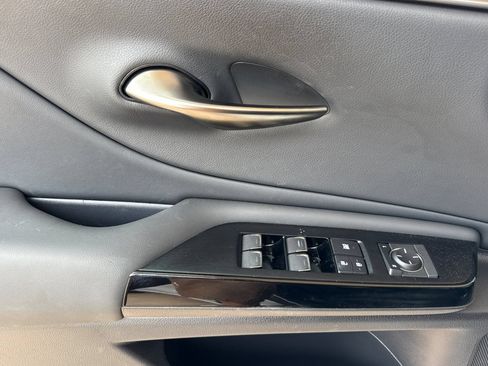 Certified 2025 Lexus ES 350 w/ Accessory Package (Z1) FWD image 12