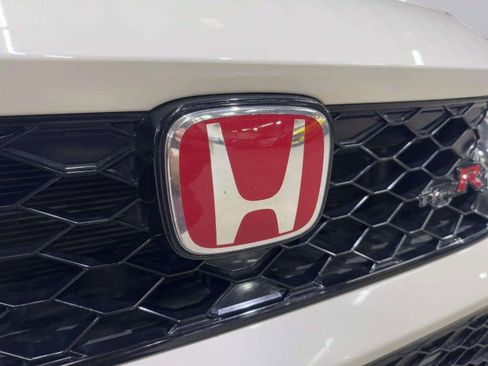 Used 2025 Honda Civic Type R image 12
