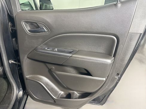 Used 2016 GMC Canyon SLT w/ Driver Alert Package image 27