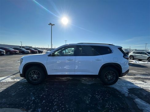 New 2026 GMC Acadia Elevation image 5