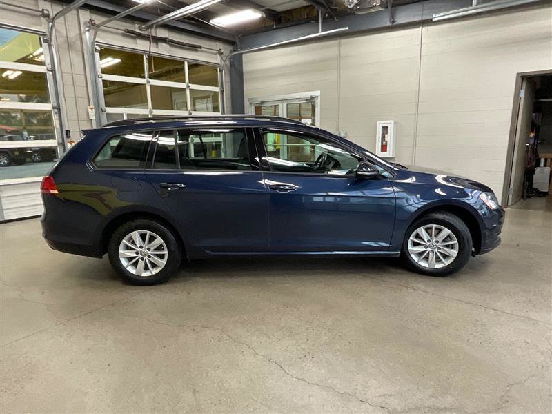 Used 2016 Volkswagen Golf S FWD image 6
