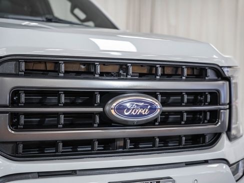 Certified 2023 Ford F150 Lariat w/ Equipment Group 502A High image 11