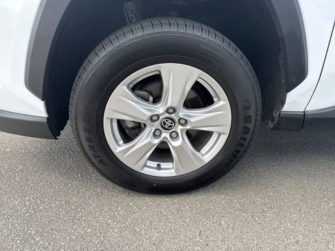 Used 2024 Toyota RAV4 XLE FWD image 13