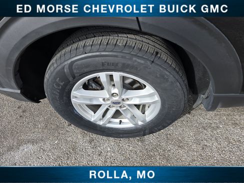 Used 2021 Ford Explorer XLT w/ Equipment Group 202A image 12