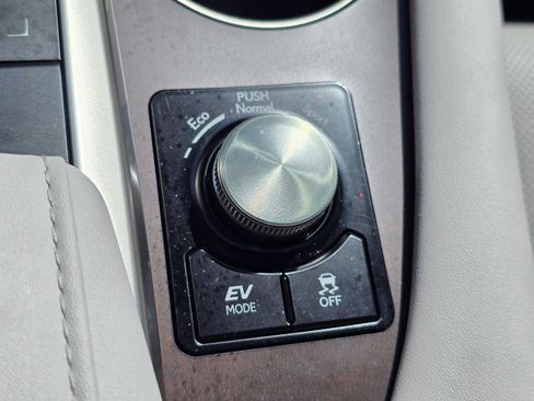 Used 2022 Lexus RX 450h AWD w/ Premium Package image 23