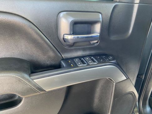 Used 2018 Chevrolet Silverado 1500 LT AWD/4WD image 22
