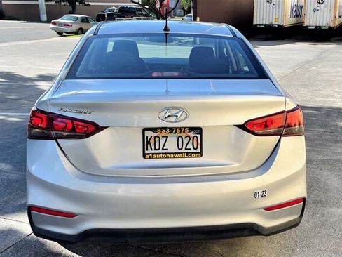 Used 2020 Hyundai Accent SE FWD image 8