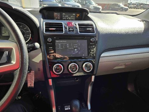 Used 2017 Subaru Forester 2.5i Premium w/ All-Weather Package image 16