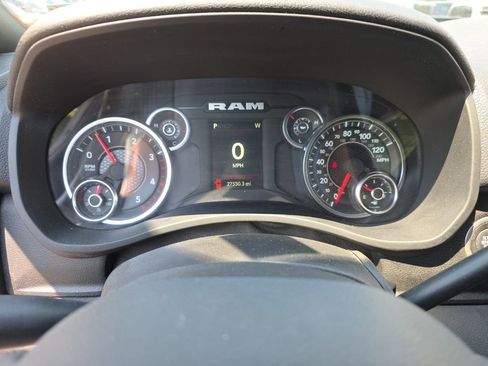 Used 2024 RAM 2500 Big Horn AWD/4WD image 15