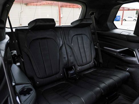 Used 2022 BMW X7 M50i w/ Executive Package AWD/4WD image 38
