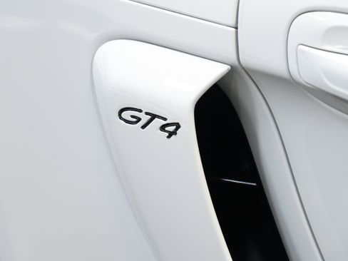 Used 2016 Porsche Cayman GT4 RWD image 14