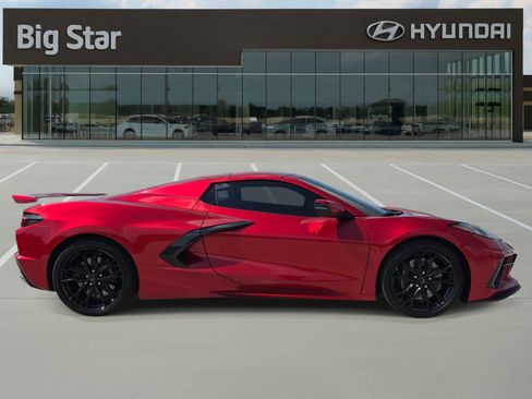 Used 2025 Chevrolet Corvette Stingray Preferred Conv w/ Z51 Performance Package RWD image 5
