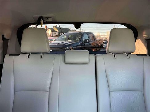 Used 2025 Toyota Grand Highlander Platinum image 13