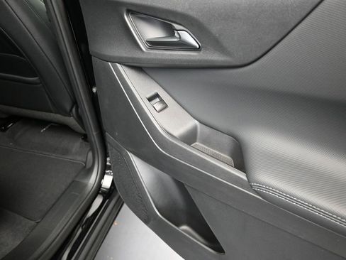 New 2026 Chevrolet Equinox LT w/ Convenience Package II image 21