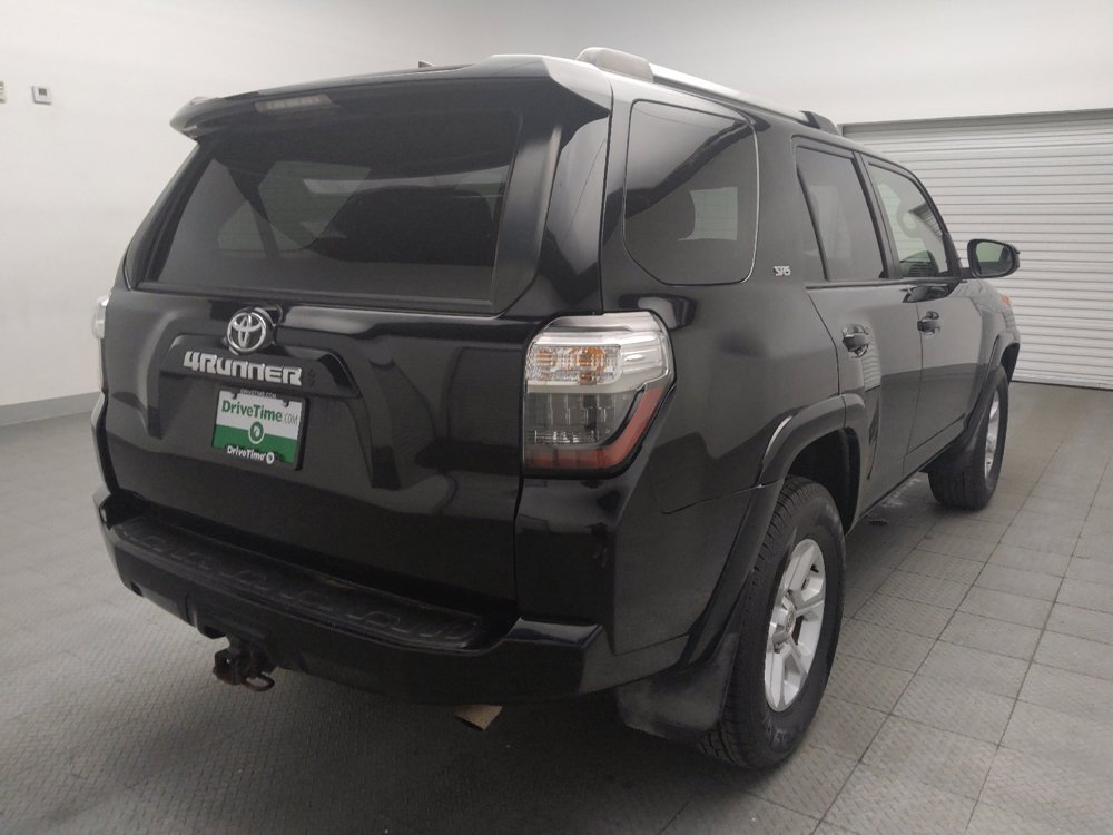 Used 2022 Toyota 4Runner SR5 RWD image 9