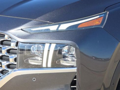 Used 2022 Hyundai Santa Fe Limited image 4