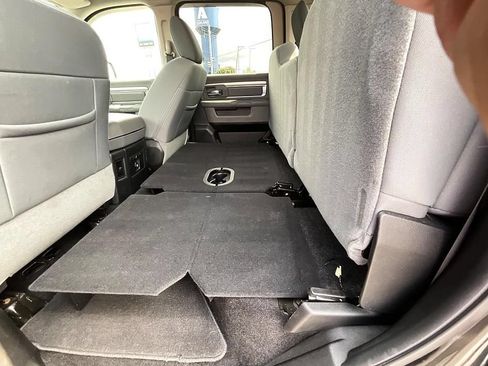 Used 2017 RAM 1500 Big Horn AWD/4WD image 30