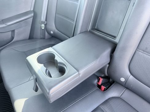 Used 2017 Volkswagen Jetta SE image 39