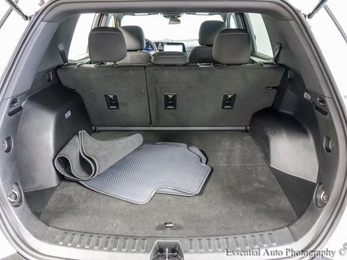 Used 2025 Chevrolet Equinox LT AWD/4WD image 21