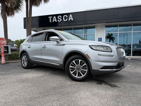 Certified 2022 Lincoln Nautilus FWD w/ Premium Package image 2