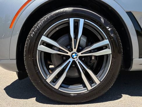 Used 2025 BMW X7 xDrive40i w/ M Sport Package AWD/4WD image 50