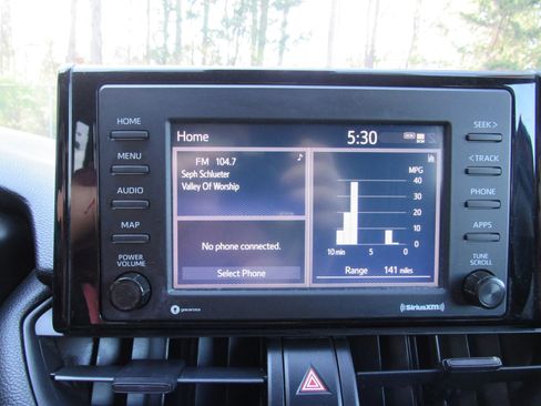 Used 2020 Toyota RAV4 LE w/ Carpet Mat Package image 16